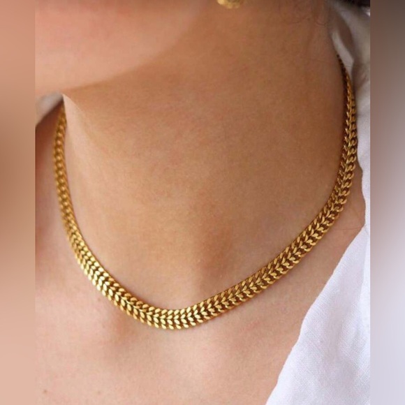 Gold Plated Stainless Steel Cuban Link Chain Necklace 5mm - Picture 2 of 3